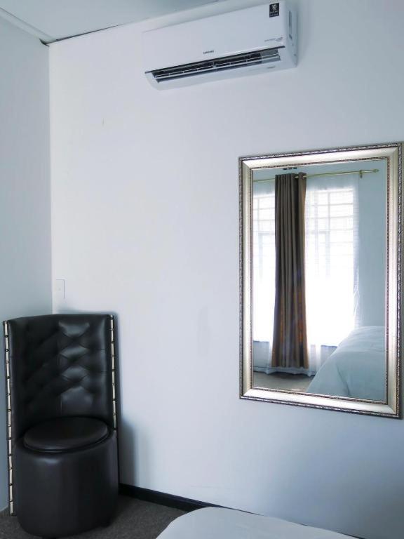 33 Goulborn Street Goodwood Hotel เคปทาวน์ ภายนอก รูปภาพ