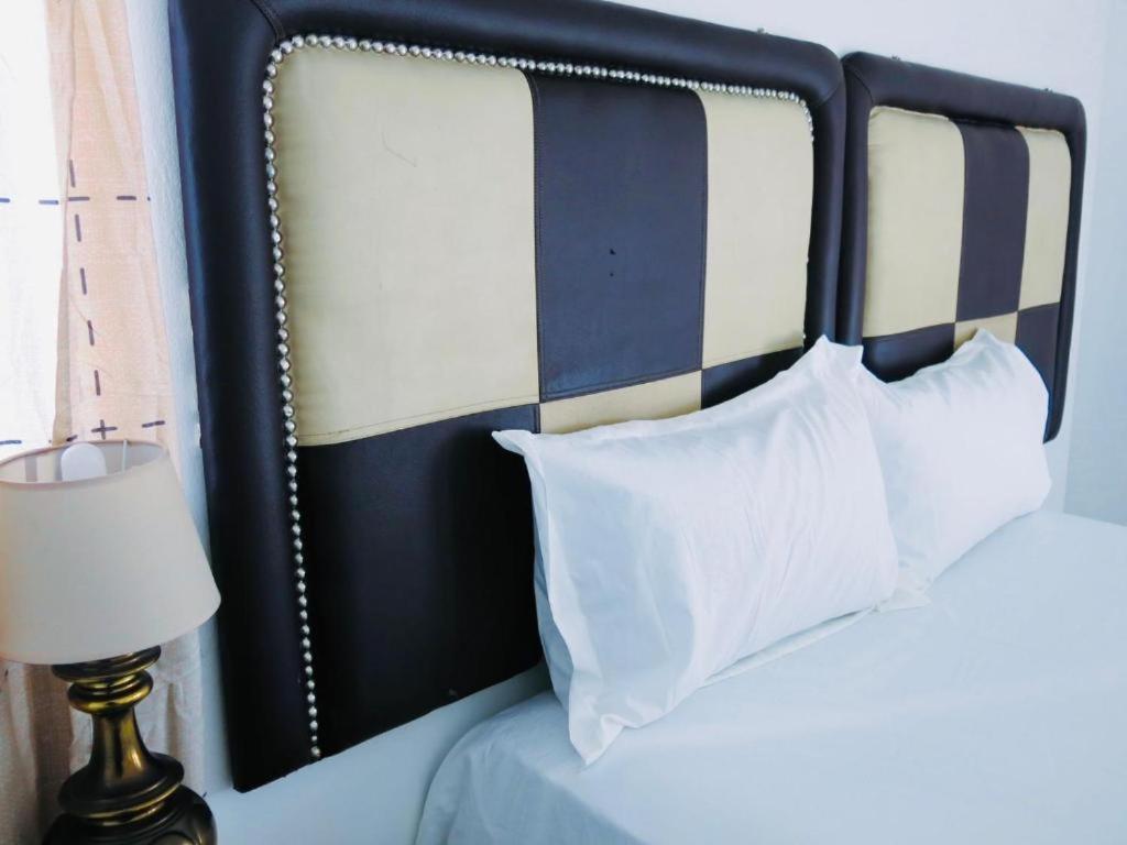 33 Goulborn Street Goodwood Hotel เคปทาวน์ ภายนอก รูปภาพ